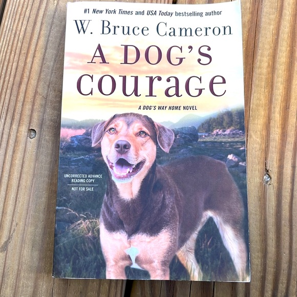 W. Bruce Cameron Max Molly Shelby Stories and A Dog’s Courage Softcover Books - Picture 4 of 6